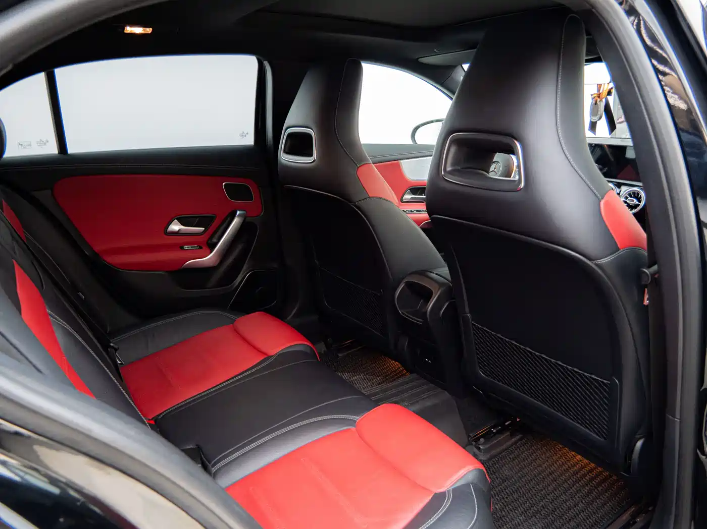 Mercedes-Benz A-Class AMG 2020 AMG A 35 L 4MATIC фото 17