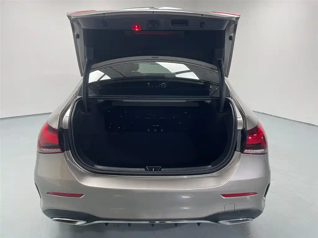 MERCEDES-BENZ A CLASS