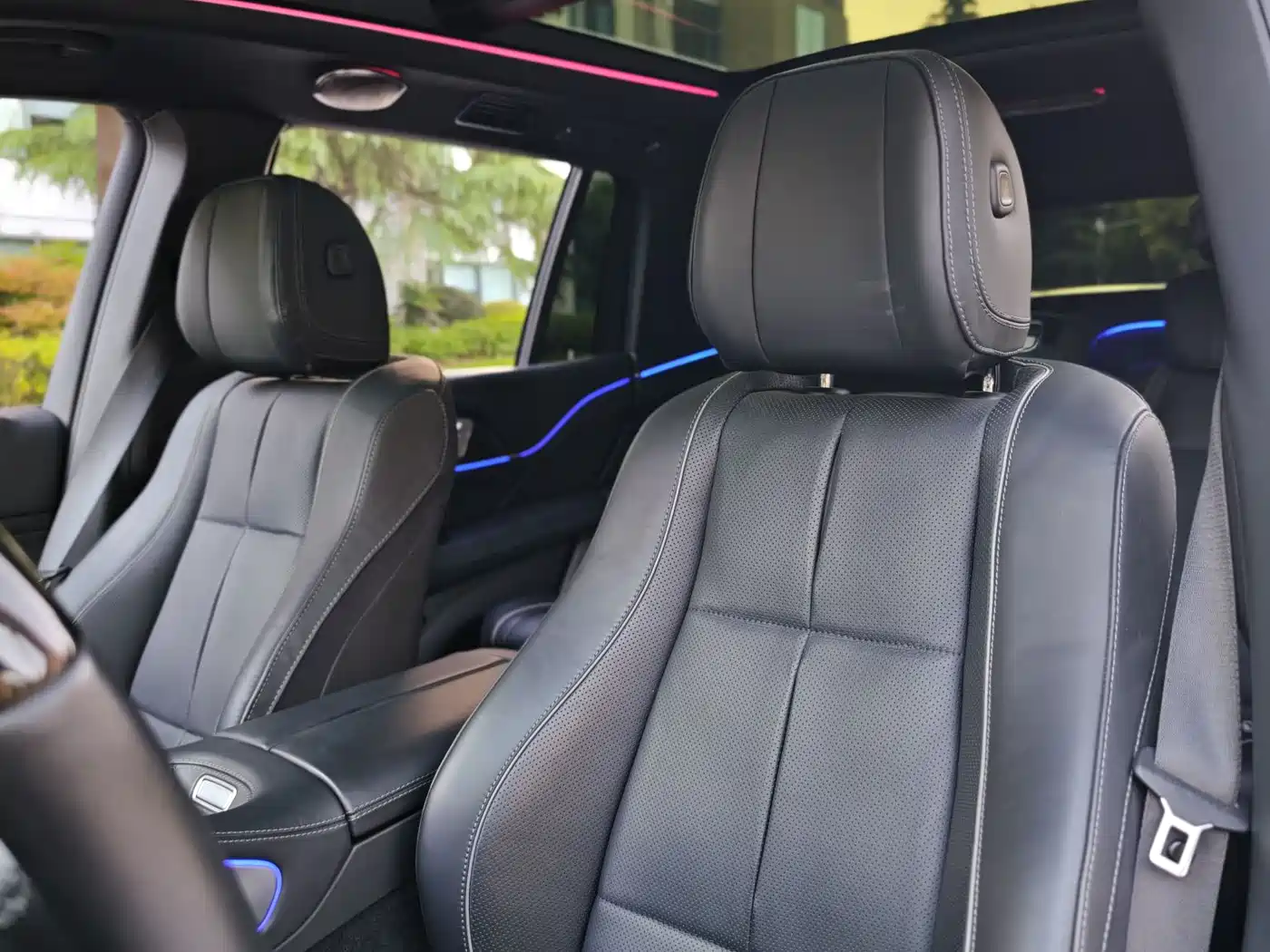 Mercedes-Benz Maybach GLS 2021 GLS 600 4MATIC Etiquette Edition фото 32