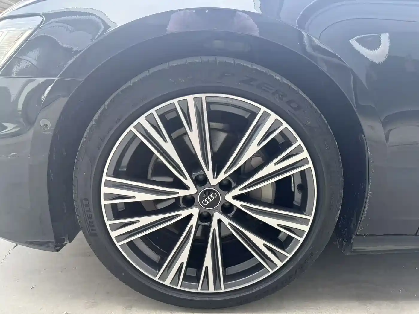 Audi A6L 2023 Facelift 45 TFSI quattro Premium Dynamic фото 13