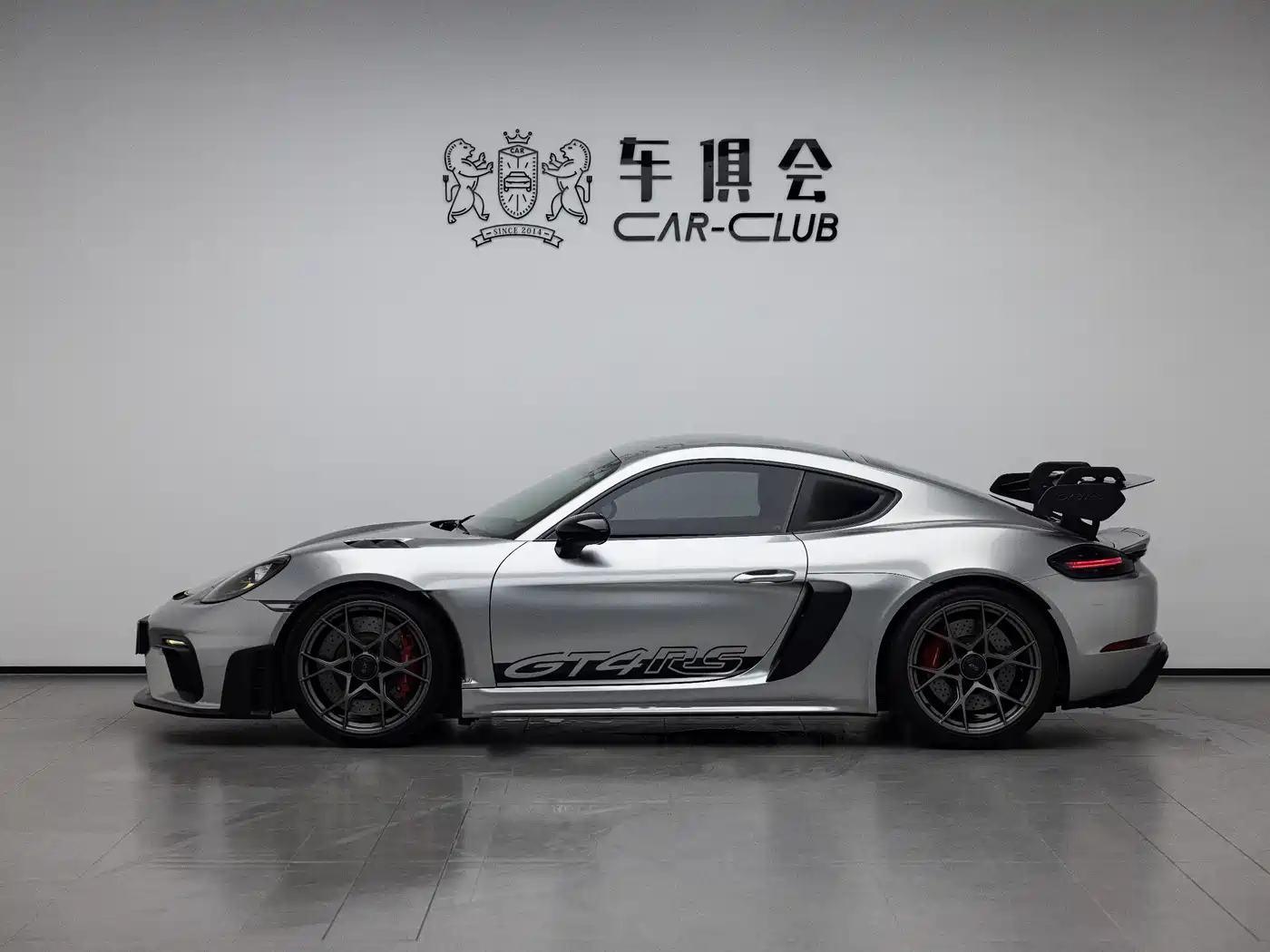 Porsche 718 2022 Cayman GT4 RS 4.0L фото 3