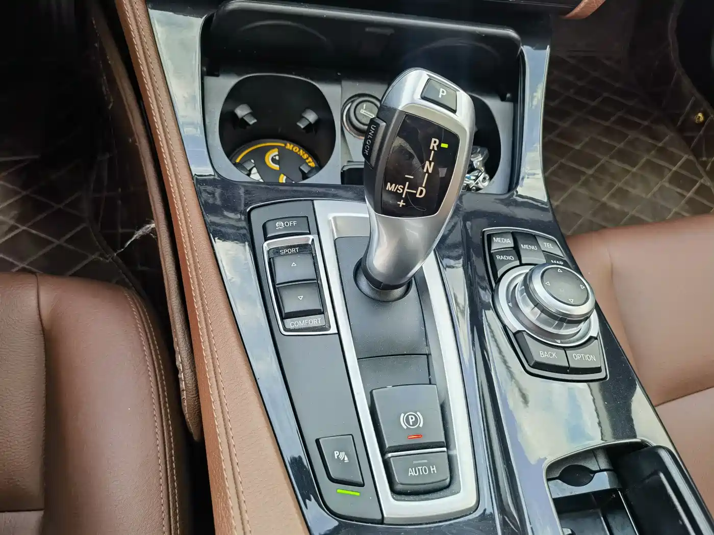 BMW 5 Series 2014 520Li Elegance фото 13