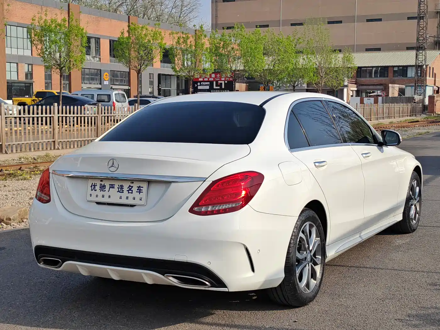 Mercedes-Benz C-Class 2015 C 180 L Sport фото 28