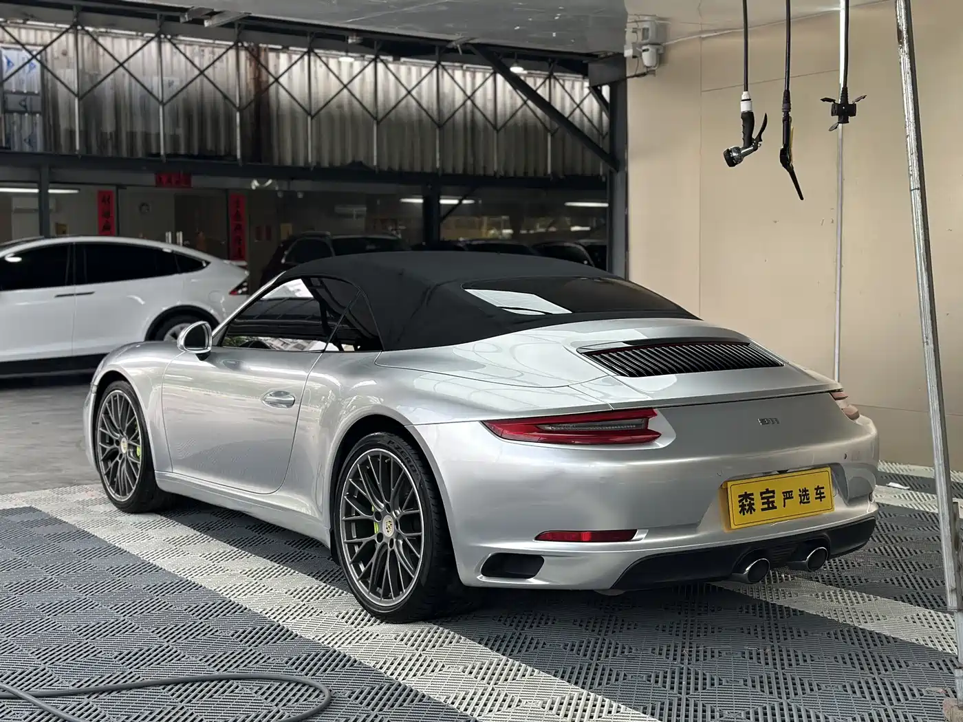 Porsche 911 2016 Carrera Cabriolet 3.0T фото 10