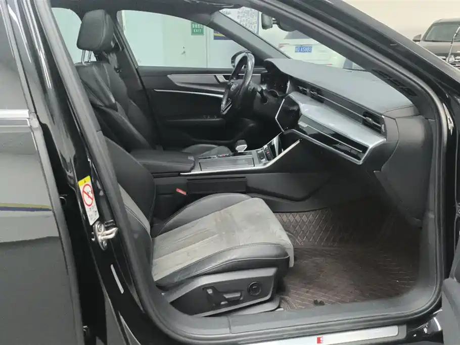 Audi A6L 2022 45 TFSI quattro Premium Dynamic фото 8