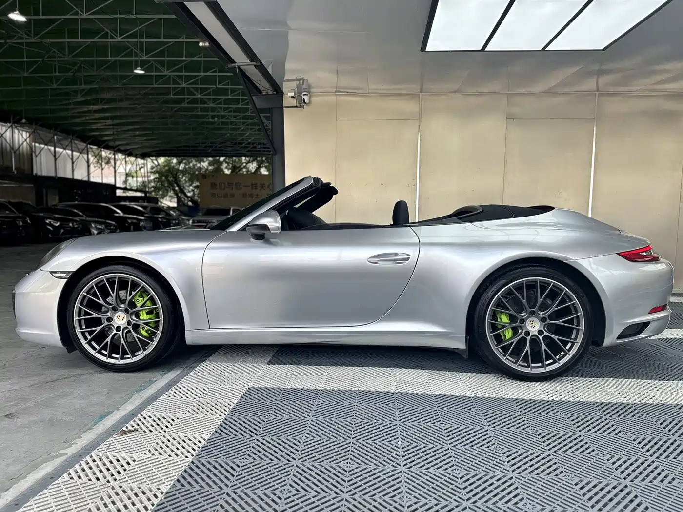 Porsche 911 2016 Carrera Cabriolet 3.0T фото 24