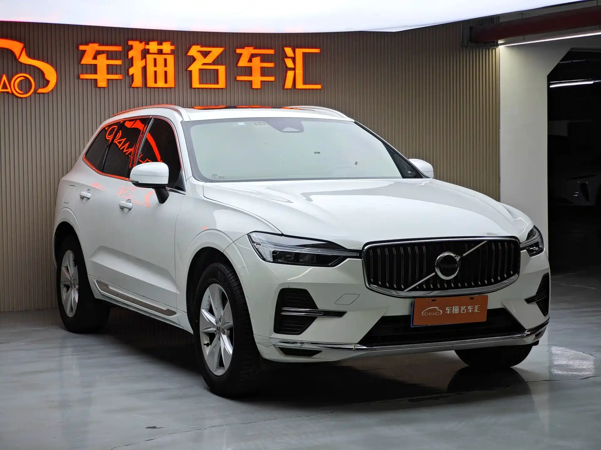 Фото 2 - Volvo XC60