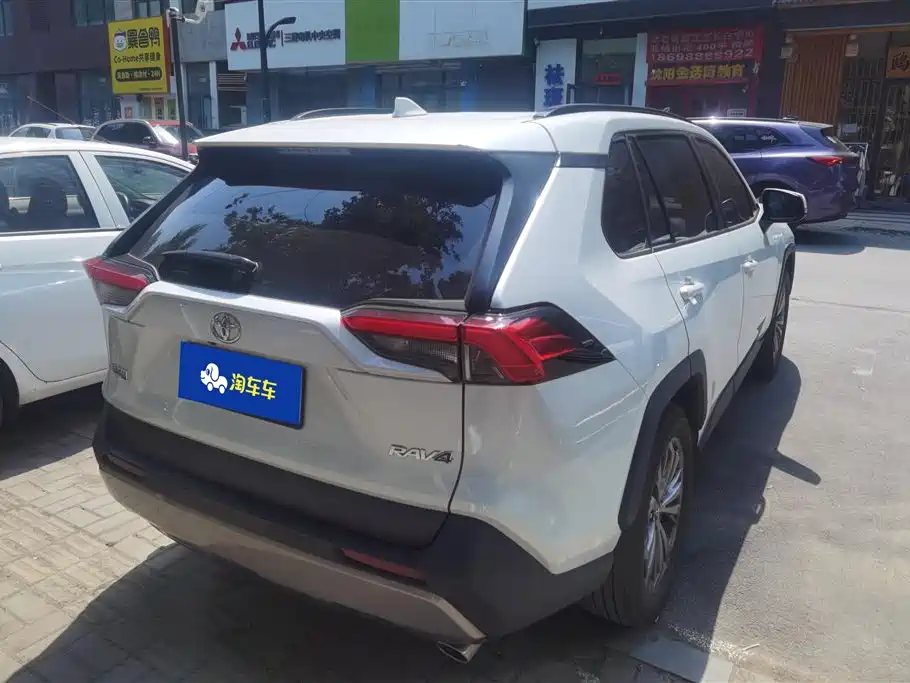 Toyota RAV4 Rongfang 2023 2.0L CVT FWD Style Plus Edition фото 3
