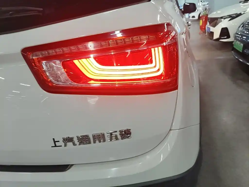 Baojun 560 2017 2017 1.5T DCT Flagship Model