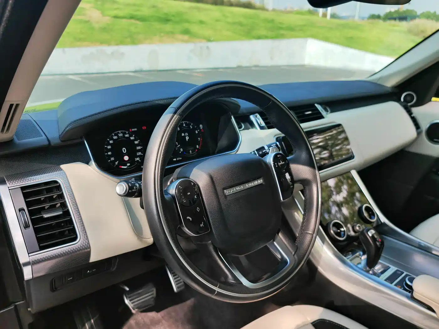 Фото 5 - Land Rover Range Rover Sport