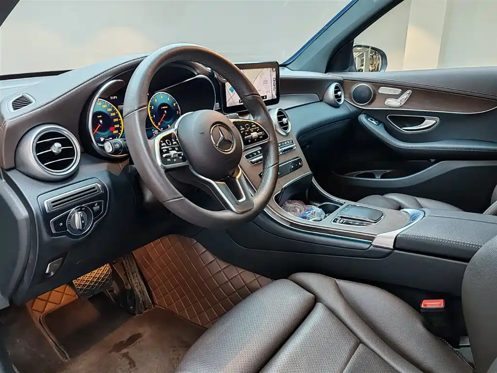 Mercedes-Benz GLC 2022 Facelift GLC 300 L 4MATIC Dynamic Collector's Edition фото 15