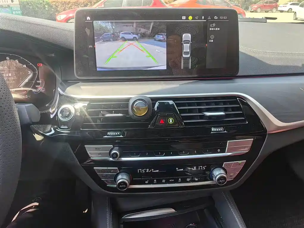 BMW 5 Series 2023 530Li Leading M Sport Package фото 10