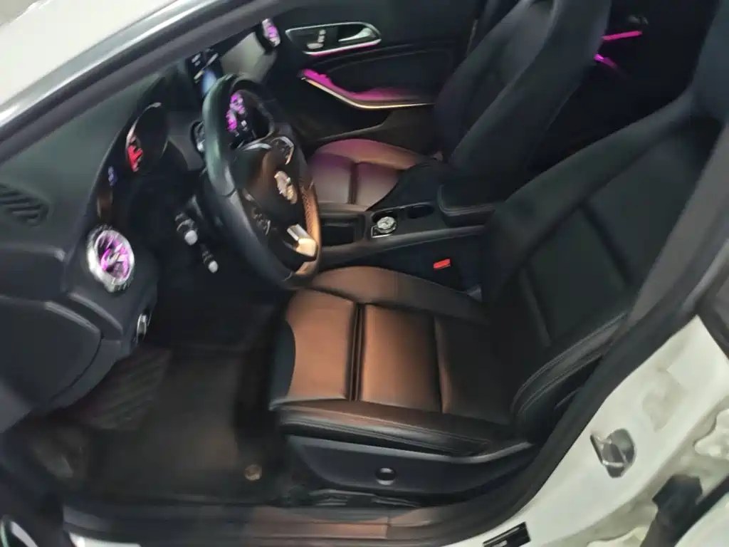 Mercedes-Benz CLA (Import) 2018 2018 CLA 200 Fashion Edition