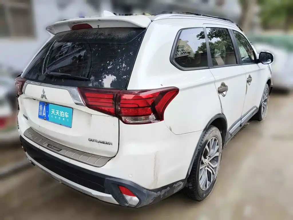 Mitsubishi Outlander 2017 2018 2.0L 2WD Glory Edition 5-seater