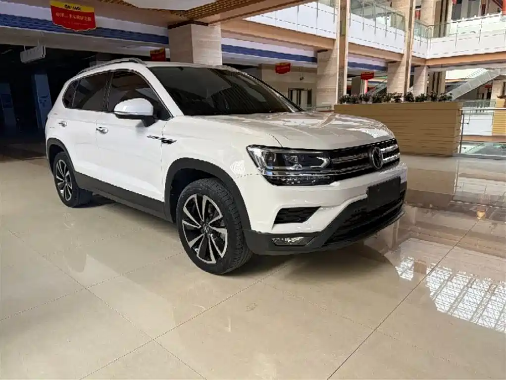 Volkswagen Tharu 2022 280TSI FWD Luxury Edition фото 3