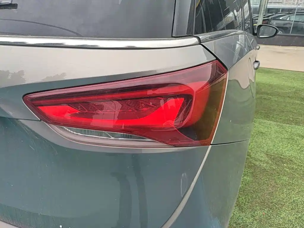 Buick GL6 2018 2018 18T 6-Seater Elite