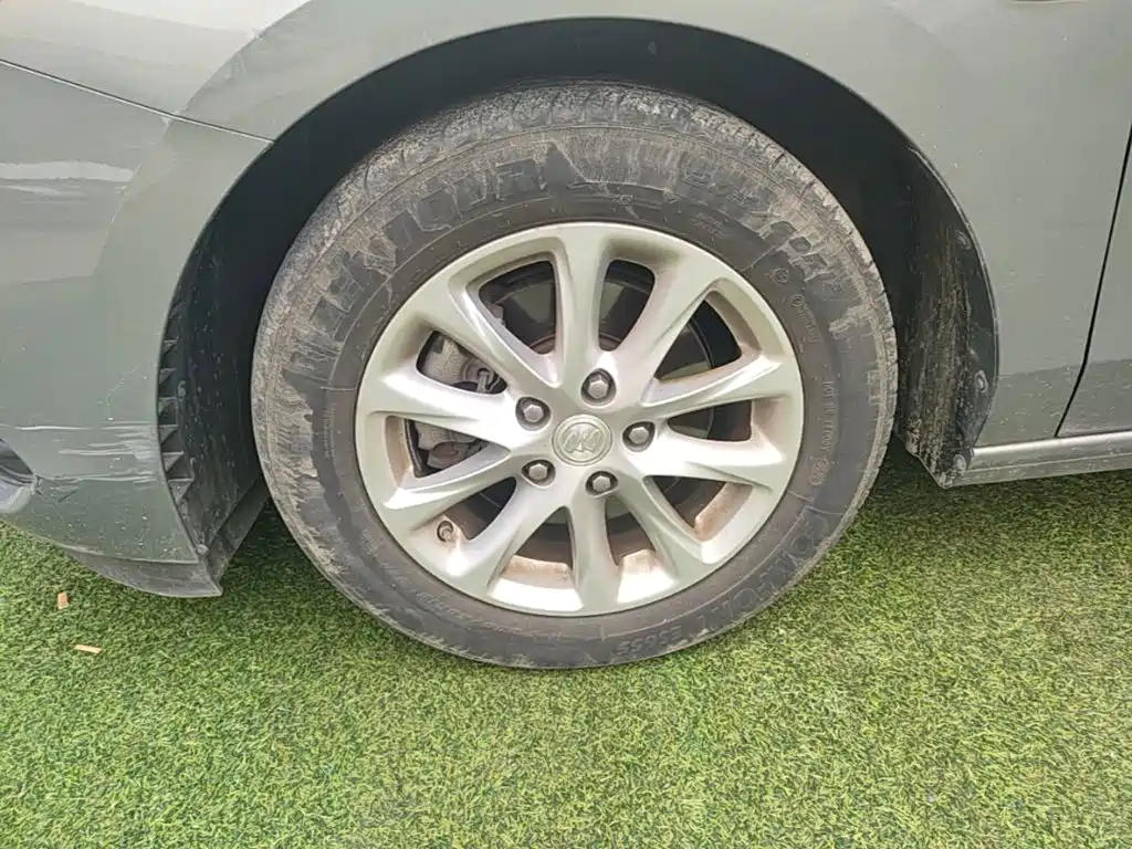 Buick GL6 2018 2018 18T 6-Seater Elite