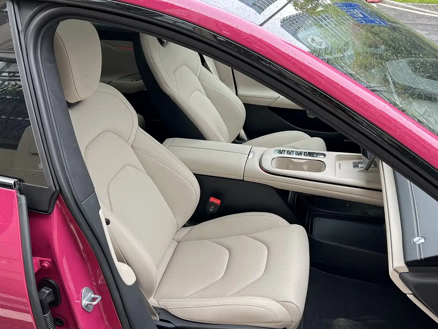 XIAOMI CAR XIAOMI SU7