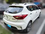 Фото 2 - JAC Refine S2