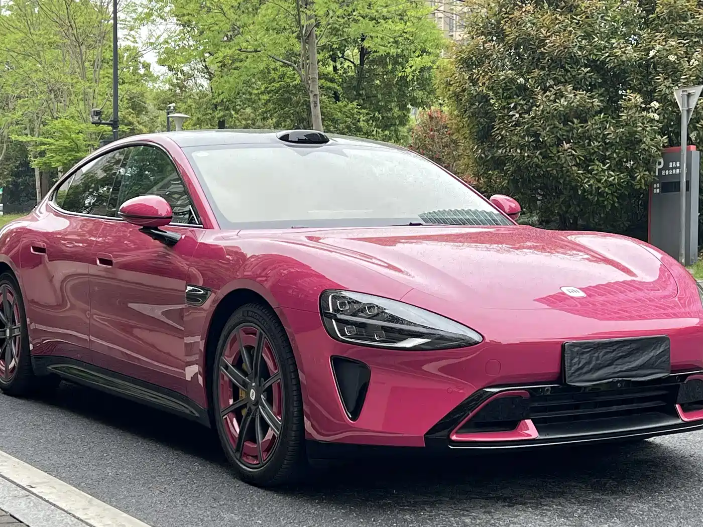 XIAOMI CAR XIAOMI SU7