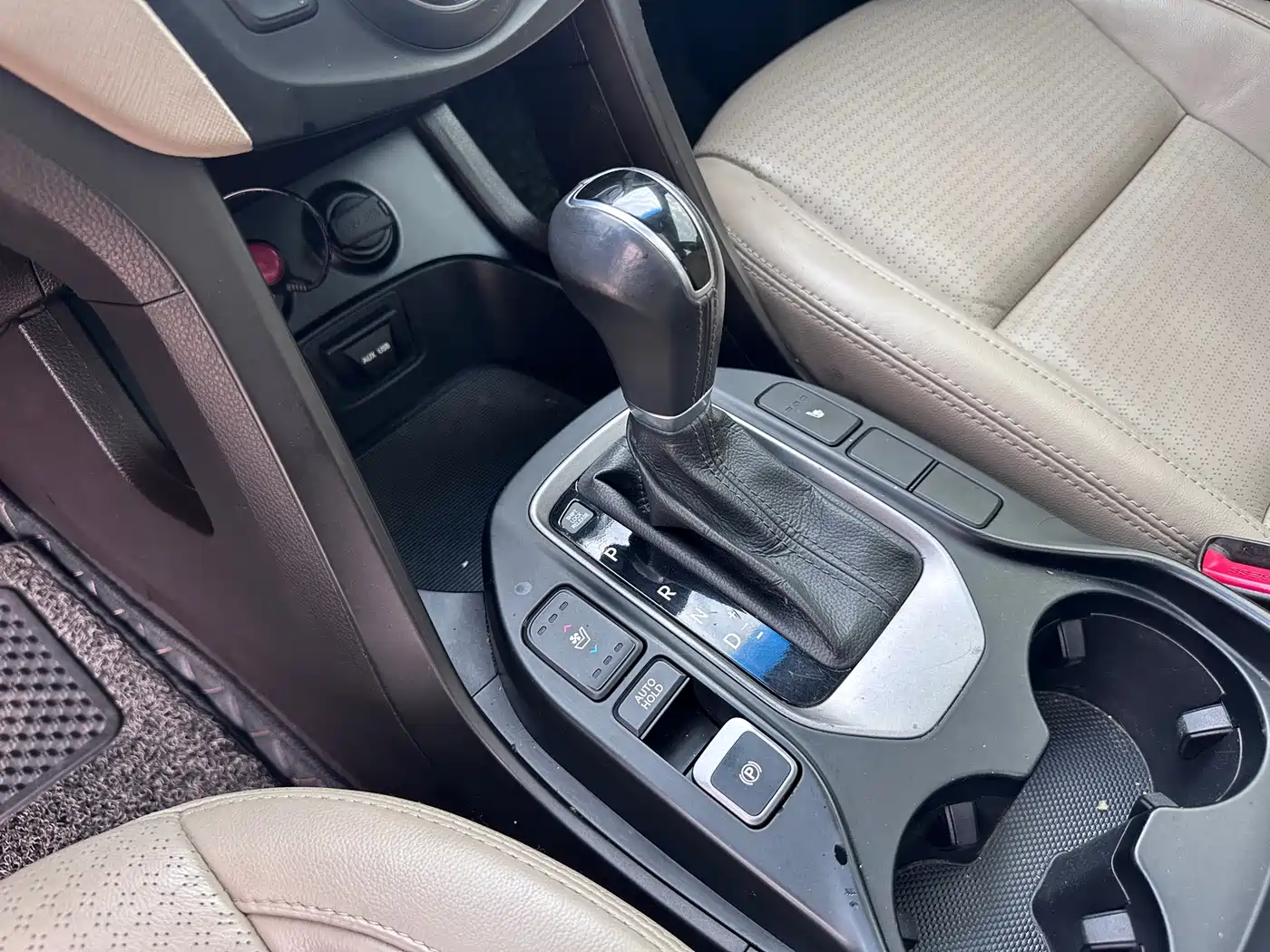 Hyundai Santa Fe 2013 Facelift 2.4L Automatic 4WD Premium фото 19