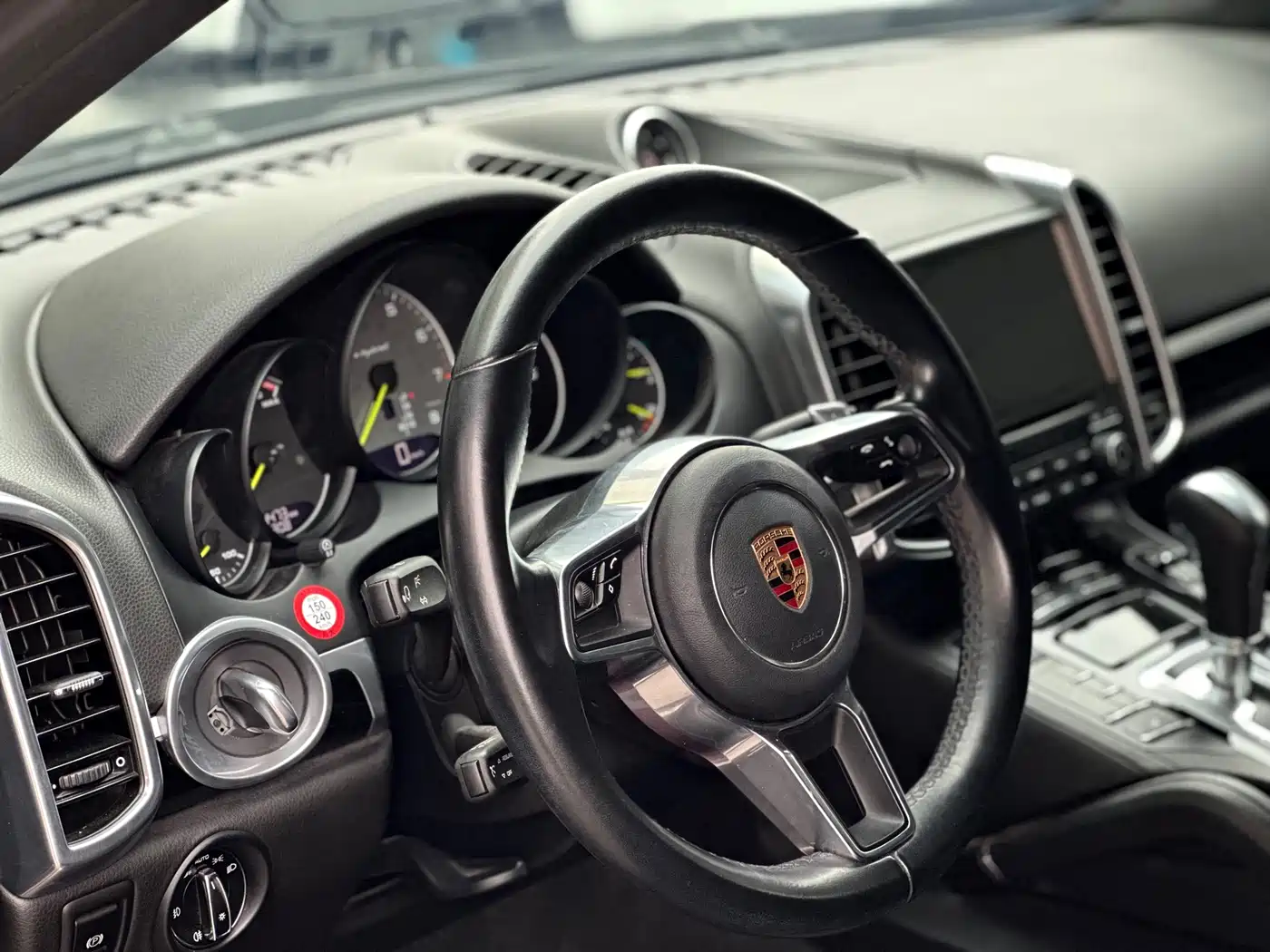 PORSCHE CAYENNE NEW ENERGY