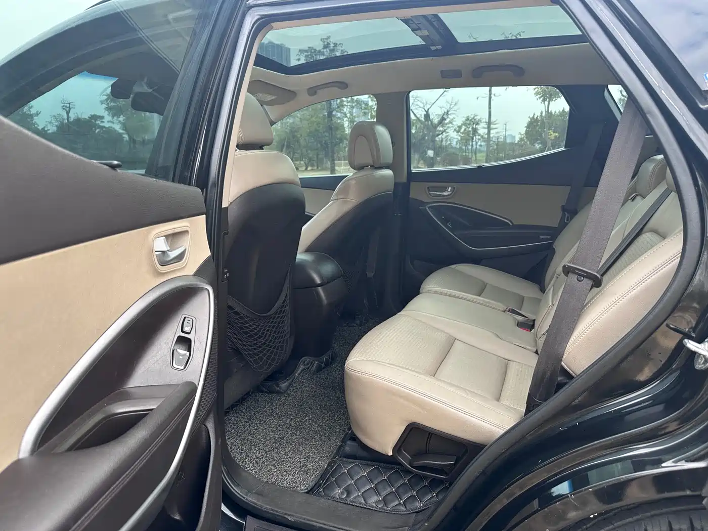 Hyundai Santa Fe 2013 Facelift 2.4L Automatic 4WD Premium фото 6