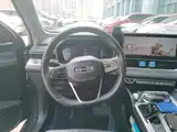 Фото 3 - Geely Preface