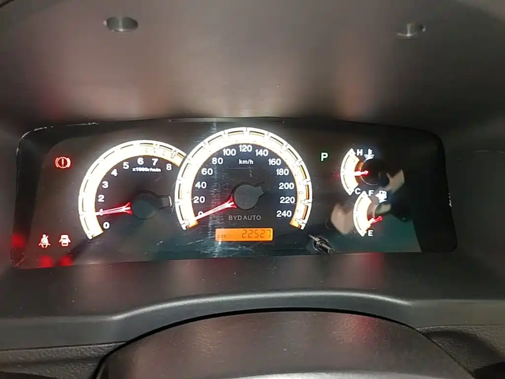 BYD F3 2015 2015 Energy-saving Edition 1.5L Automatic Luxury