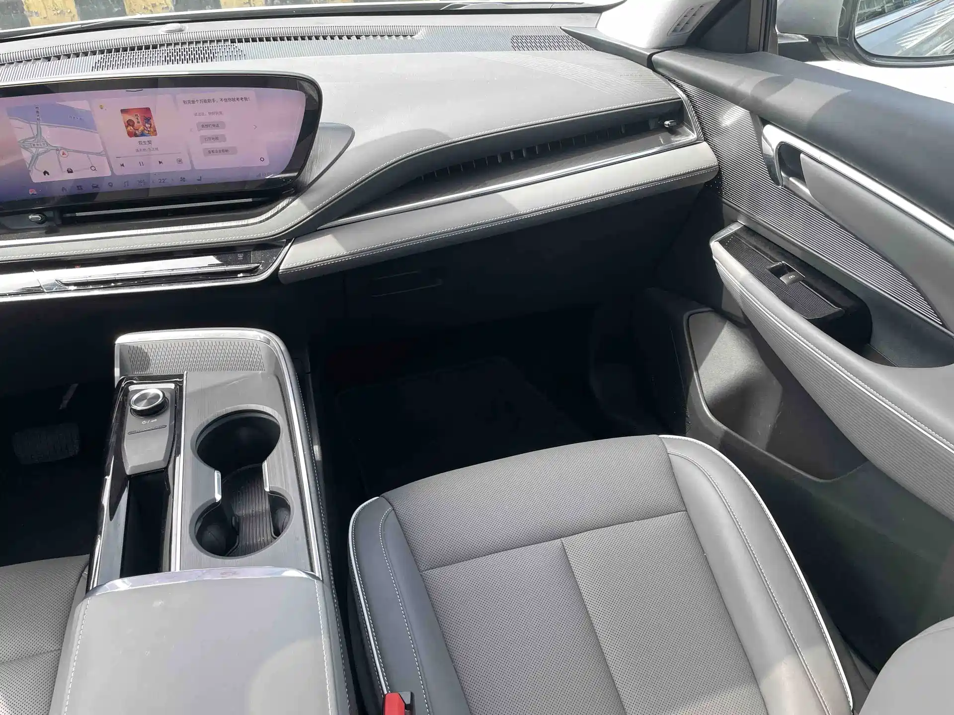 Фото 22 - Buick E5