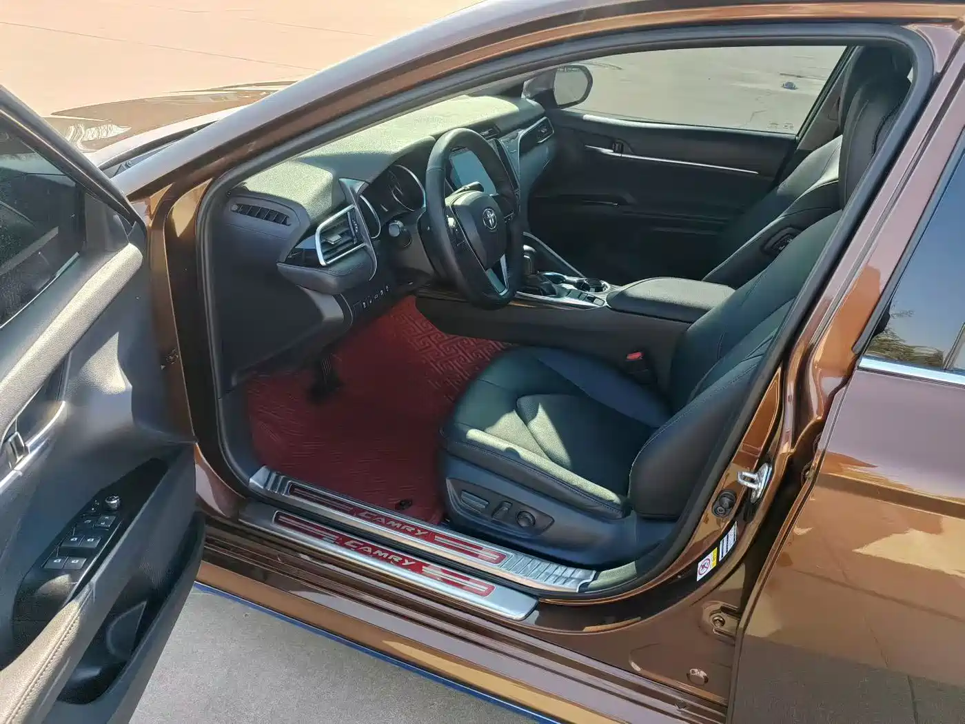 Toyota Camry 2018 2.0E Premium Edition фото 6