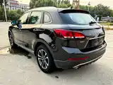 Фото 5 - Borgward BX7