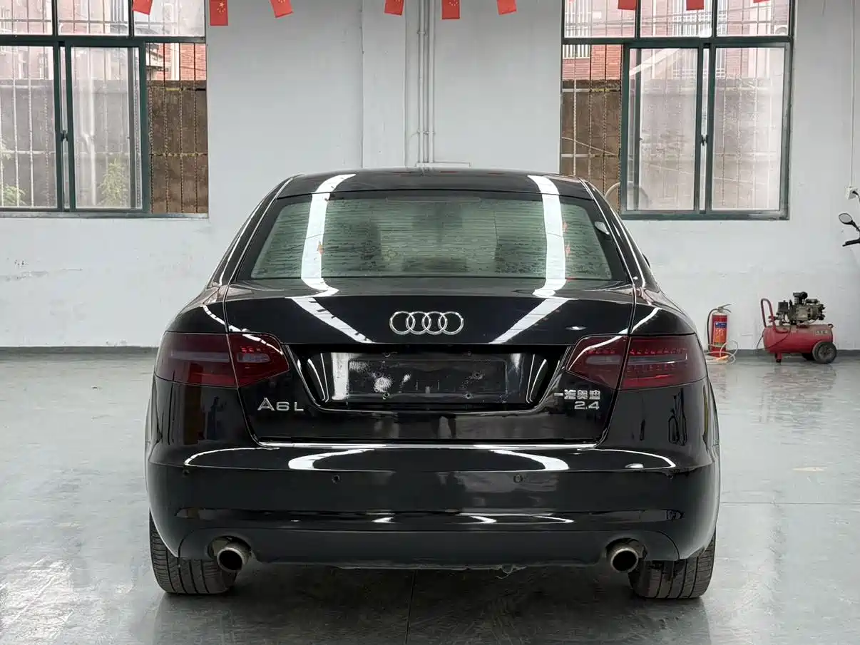Фото 5 - Audi A6L