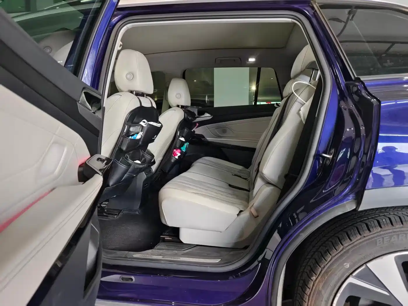 Volkswagen ID.6 X 2021 Pro Intelligent Long Range Edition фото 5