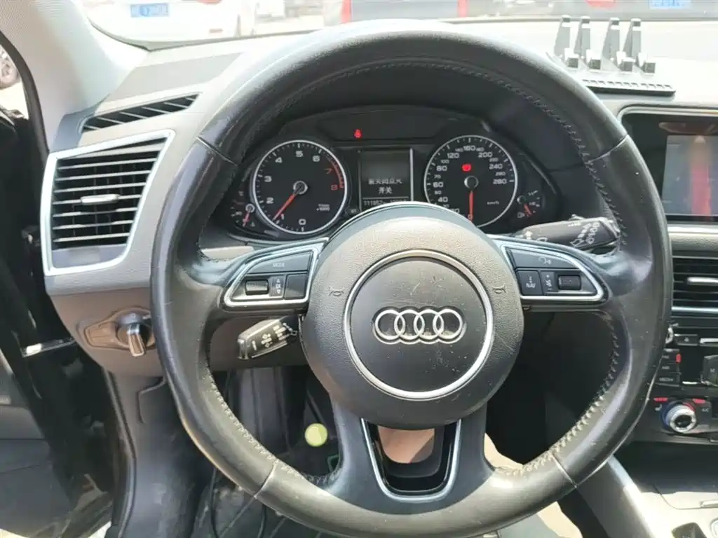 Audi Q5 2016 40 TFSI Technology Model фото 11