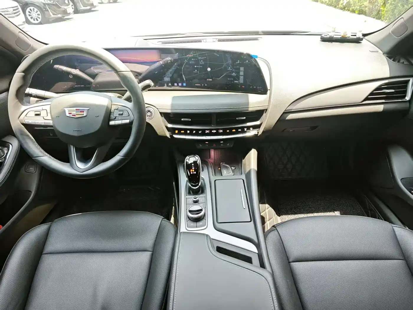 Cadillac CT5 2024 28T Luxury Model Pro фото 8