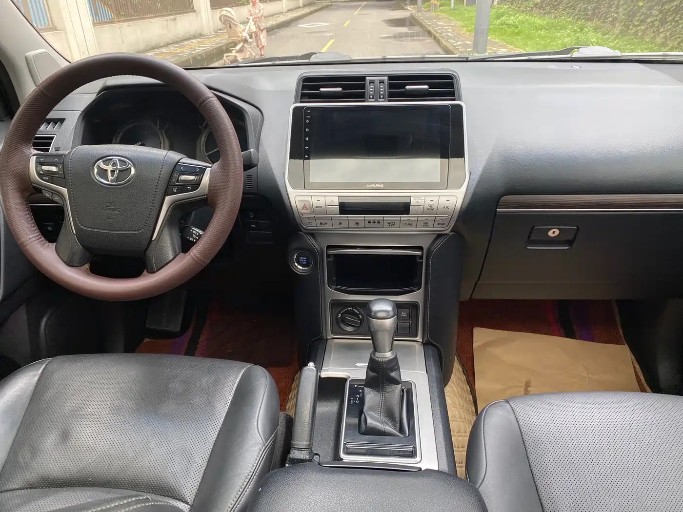 Toyota Prado 2018 3.5L Auto TX-L фото 21