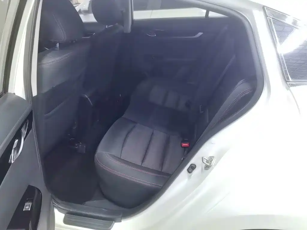 Haima Familia F5 2018 2018 1.6L Automatic Elite