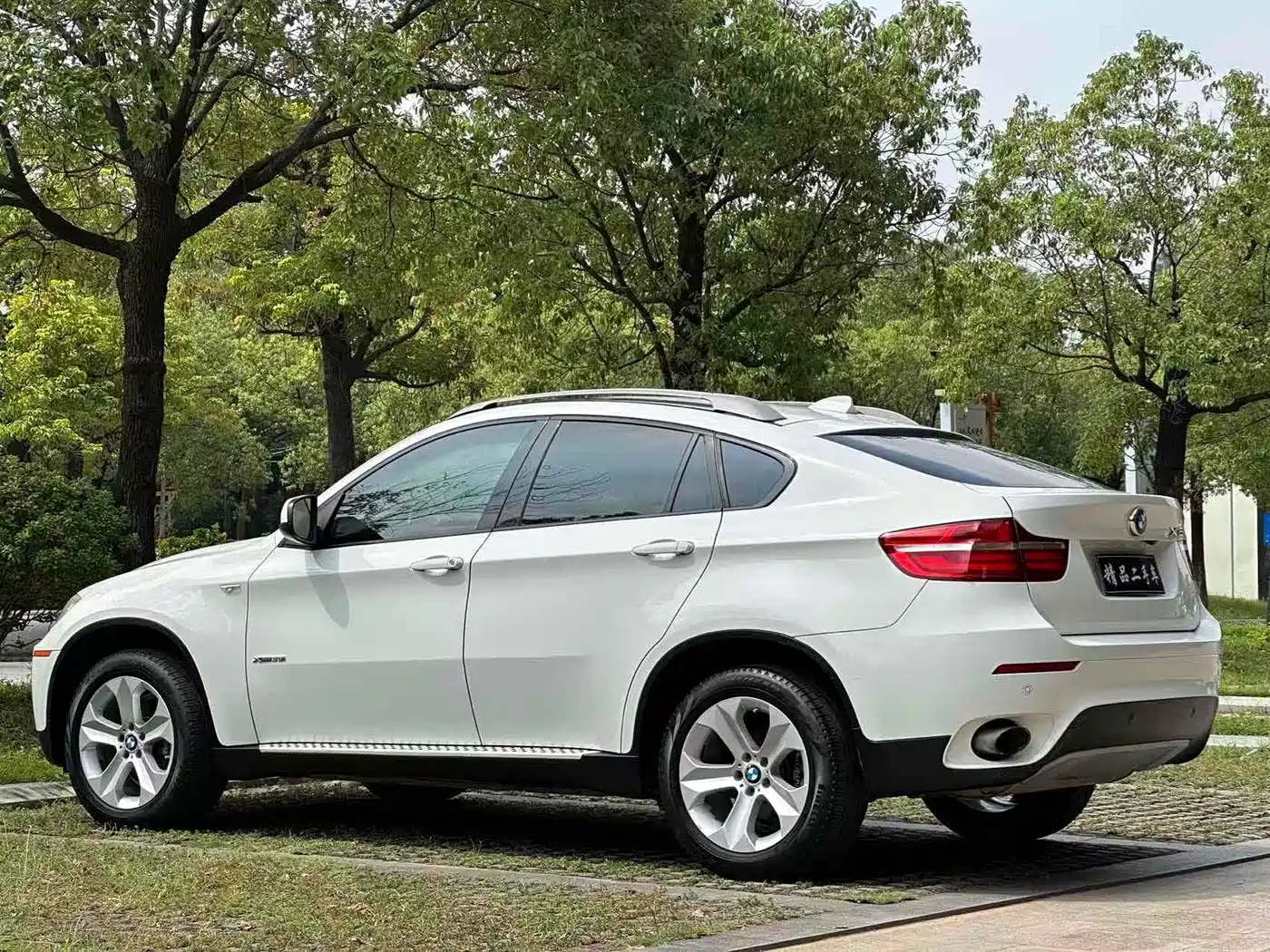 BMW X6 2014 xDrive35i Sport фото 14