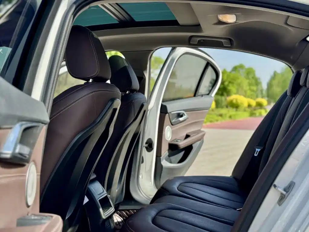 Фото 7 - BMW 1 Series