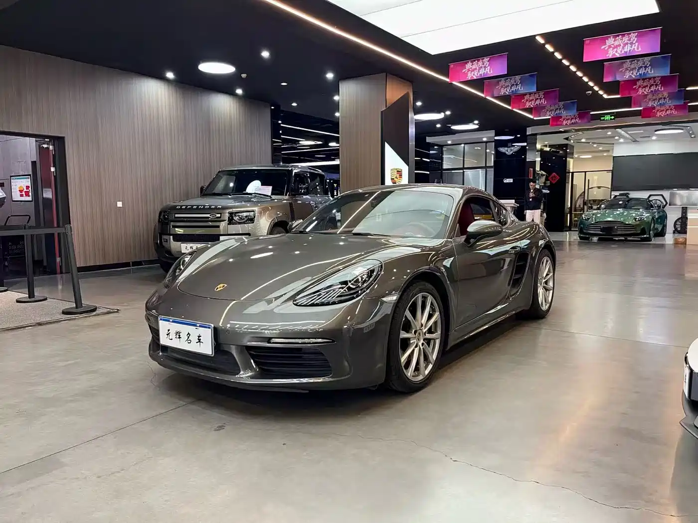 Porsche 718 2020 Cayman 2.0T