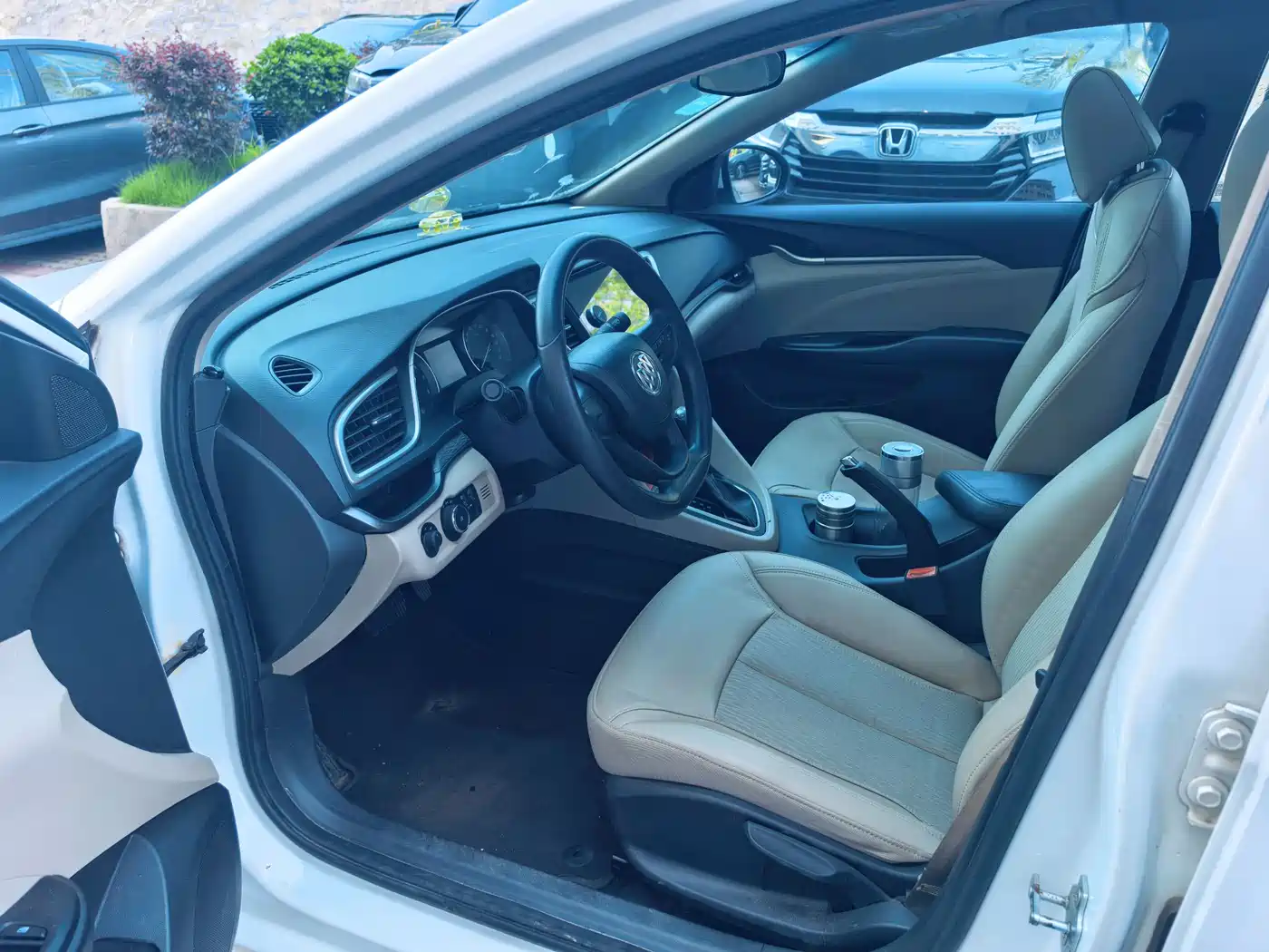 Buick Excelle 2016 15N Automatic Elite фото 6