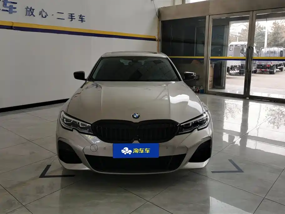 BMW 3 Series 2020 Facelift 325i M Sport Night Edition фото 2