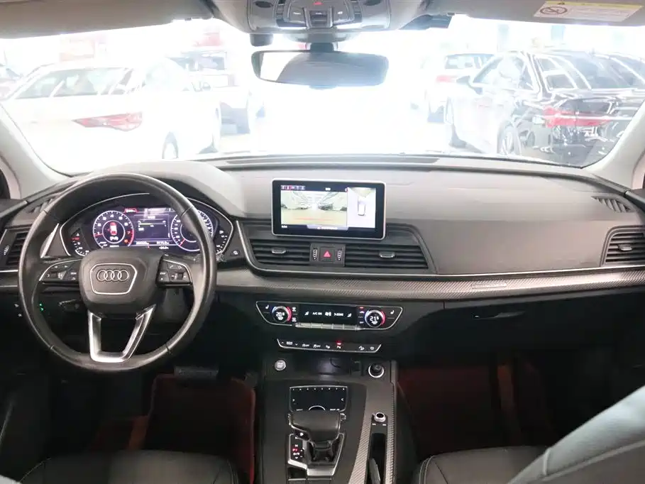 Audi Q5L 2020 45 TFSI Exclusive Fashion фото 5