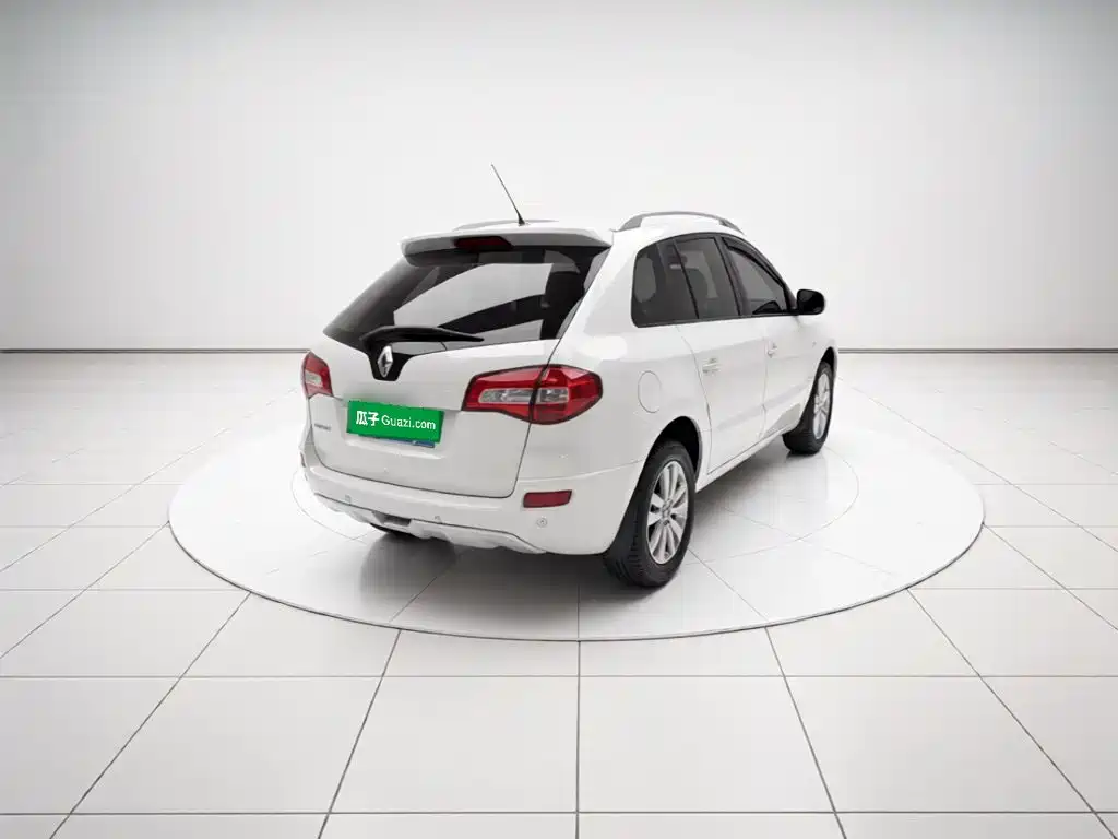 Renault Koleos (Import) 2014 2014 2.0L 2WD Fashion Edition