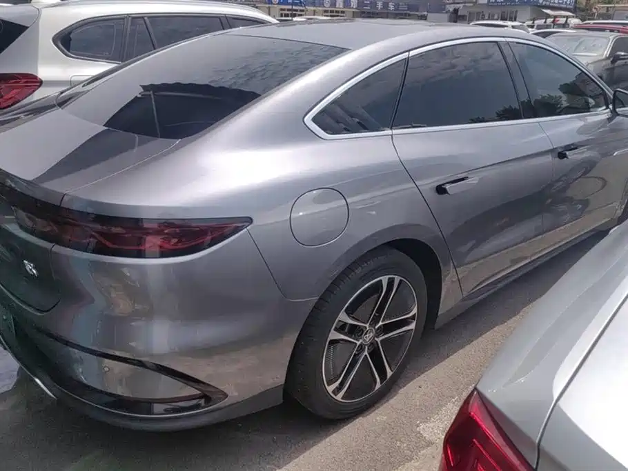 BYD Han 2023 EV Champion Edition 605KM FWD Premium фото 3