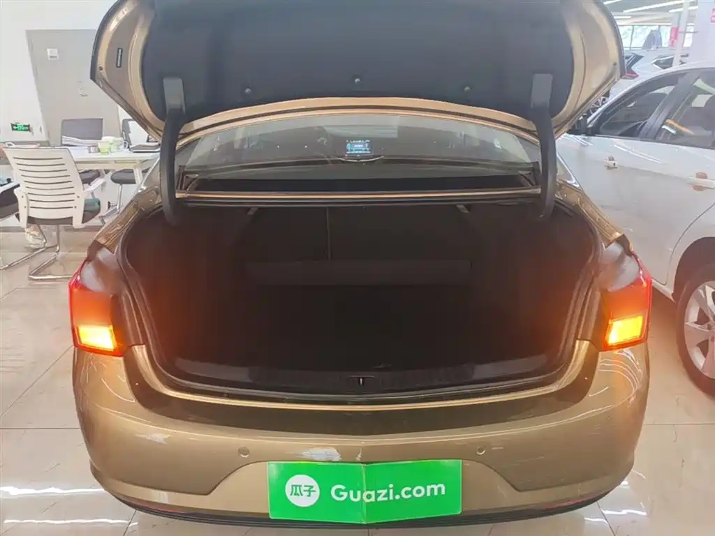 Buick Verano 2017 Sedan 15S Automatic Leading фото 19