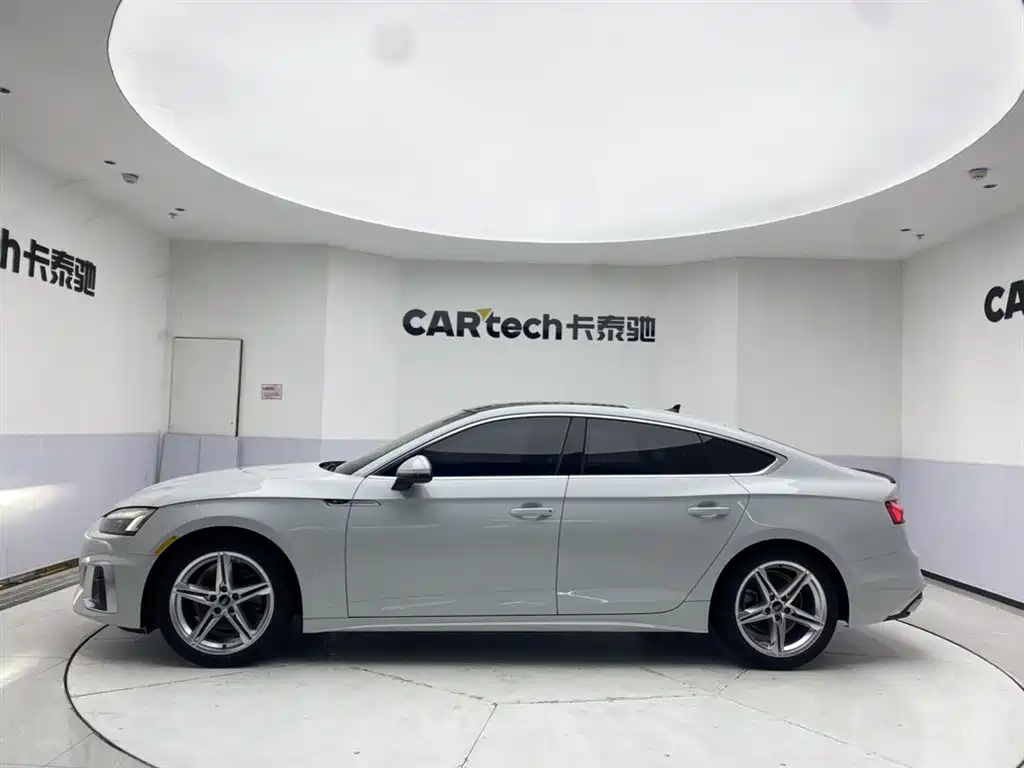 Audi A5 (Import) 2024 Sportback 40 TFSI Fashion Dynamic фото 8