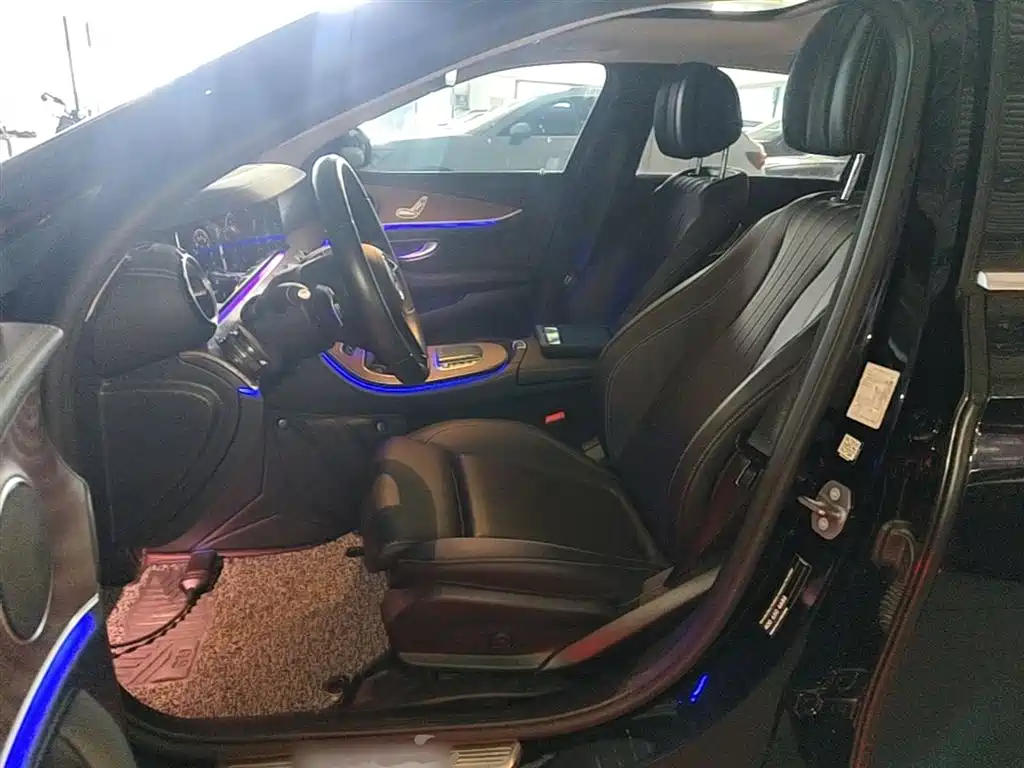 Mercedes-Benz E-Class 2023 E 260 L фото 15