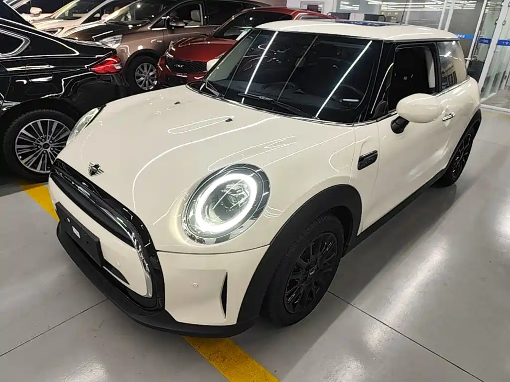 MINI 2023 1.5T ONE